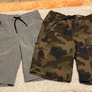 Boys 8/10 Cat & Jack shorts